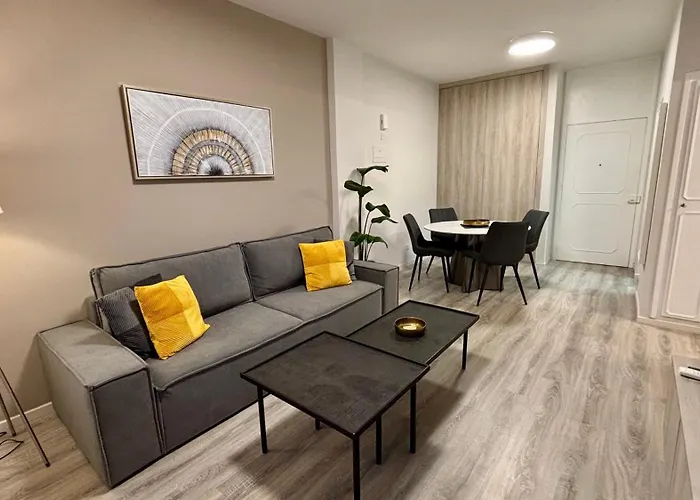 Seabreeze Center Flats By Trulycyprus Лимасол