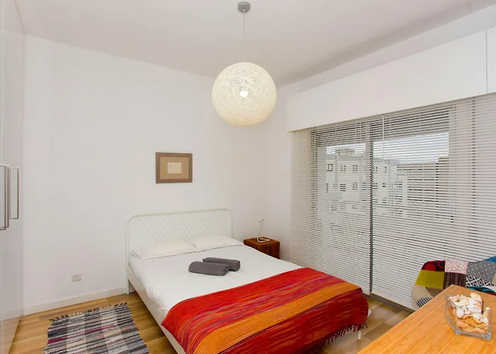 Seabreeze Center Flats By Trulycyprus Апартаменты