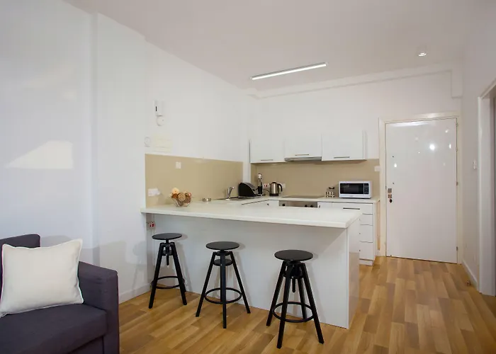 Seabreeze Center Flats By Trulycyprus *