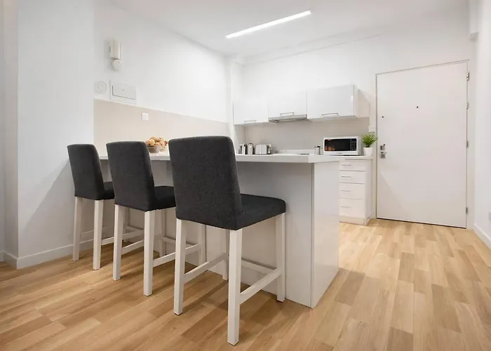 Seabreeze Center Flats By Trulycyprus