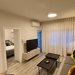 Seabreeze Center Flats By Trulycyprus Apartamento Limassol