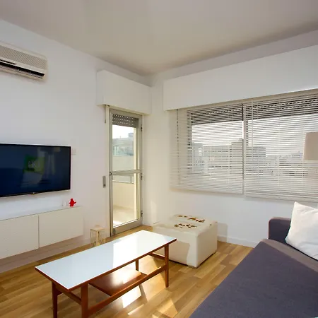 Seabreeze Center Flats By Trulycyprus *