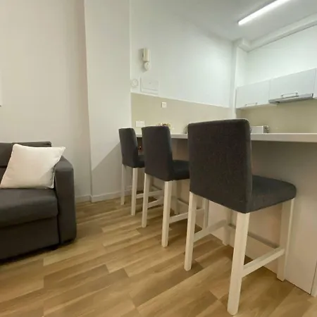 Seabreeze Center Flats By Trulycyprus Apartament Limassol