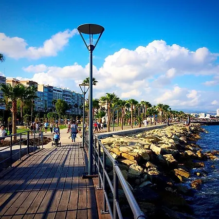 Seabreeze Center Flats By Trulycyprus