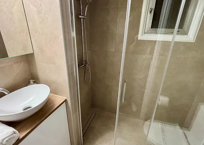 Seabreeze Center Flats By Trulycyprus Limassol