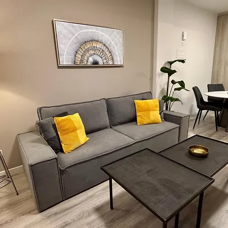 דירה Seabreeze Center Flats By Trulycyprus לימסול